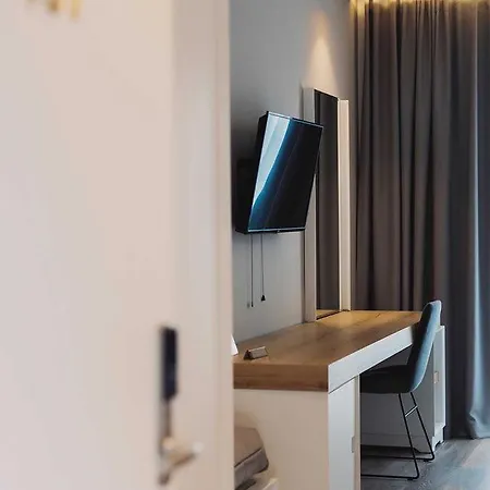 Ebbi Hotel 4* Dhërmi